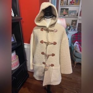 TUCKERNUCK TOGGLE Ali Coat, Size Large, Cream with Brown buttons